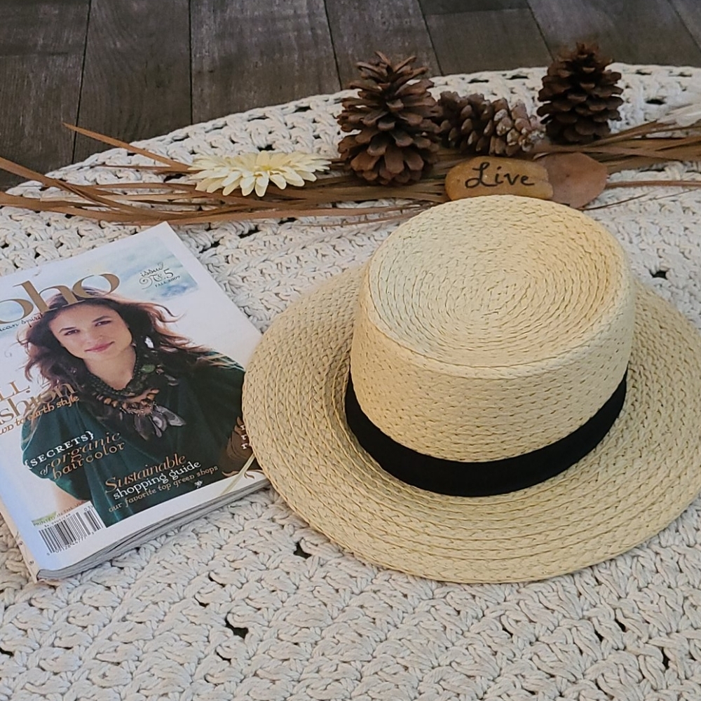SUMMER CREME AND BLACK HAT.BO HO CHIC - Picture 11 of 16